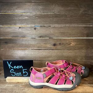 Womens Keen Newport H2 Pink Casual Comfort Athletic Hiking Sandals Size 5‎ M GUC